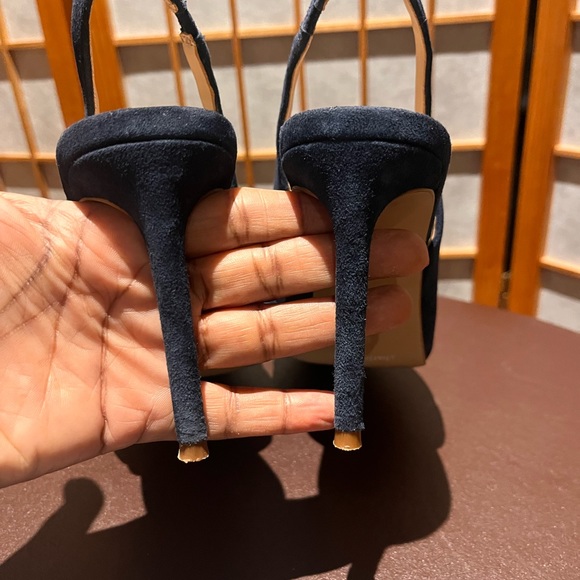 Navy blue suede Charles David 4” pump - Picture 6 of 12